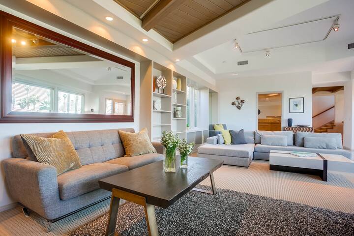 Beach Front at La Jolla Shores gallery image 2