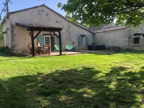 L’Orée des Vignes / Spa 1 hour from Bordeaux