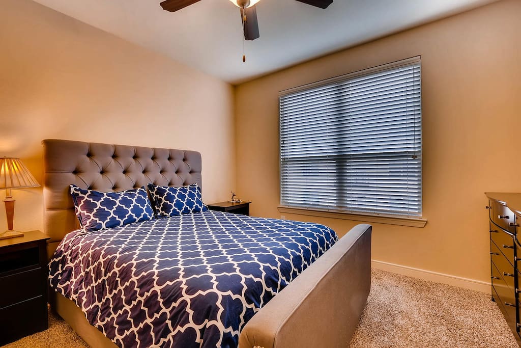 Master bedroom with Queen size luxury Stearns & Foster mattress and luxury pillows.