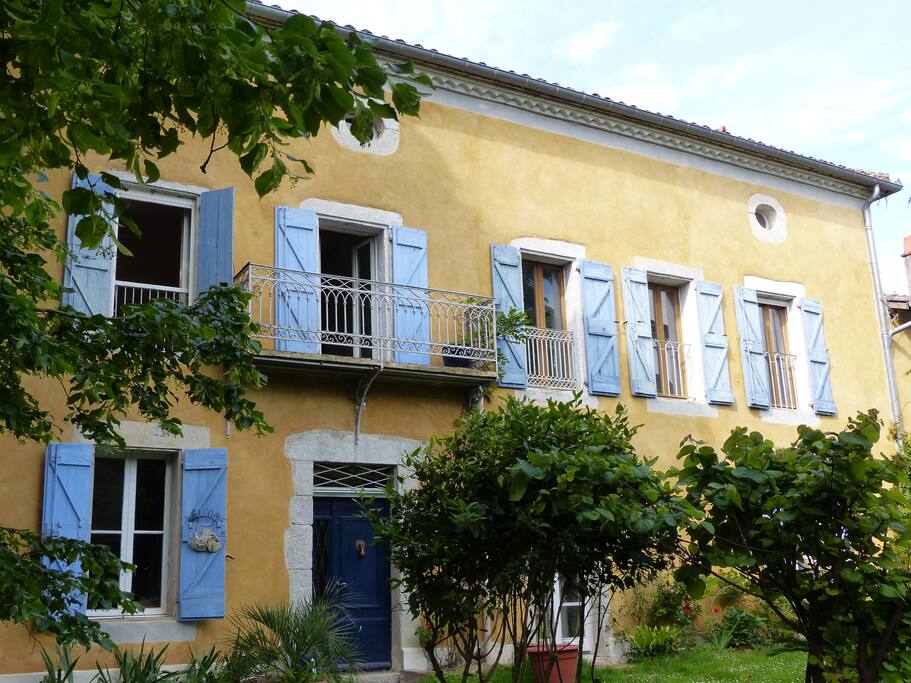 Le Domaine d'en Pastré, la bâtisse côté Est.