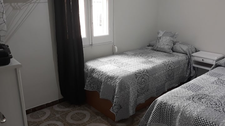 เราเปลี่ยนหน้าต่างและปรับปรุงหัวเตียง