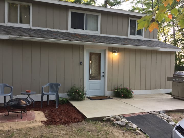 11 Best PetFriendly Cabins In Traverse City, Michigan Updated 2024