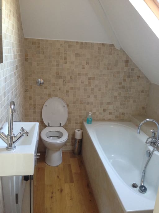 Private, ensuite bathroom