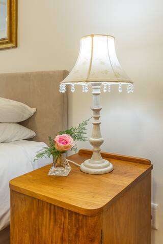 Thyme Out – Private Apartment gallery image 4