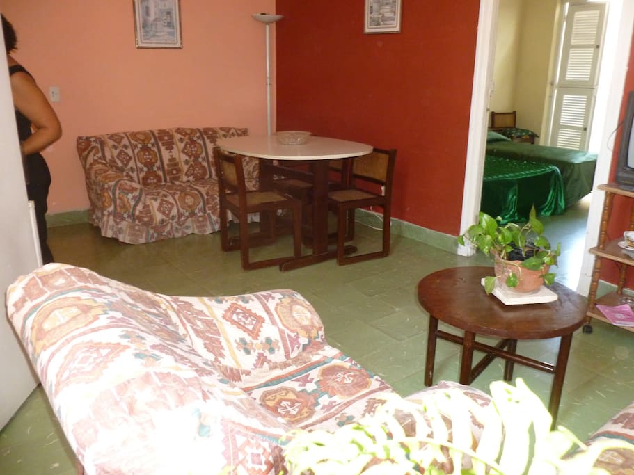 Sala Comedor -vista al cuarto