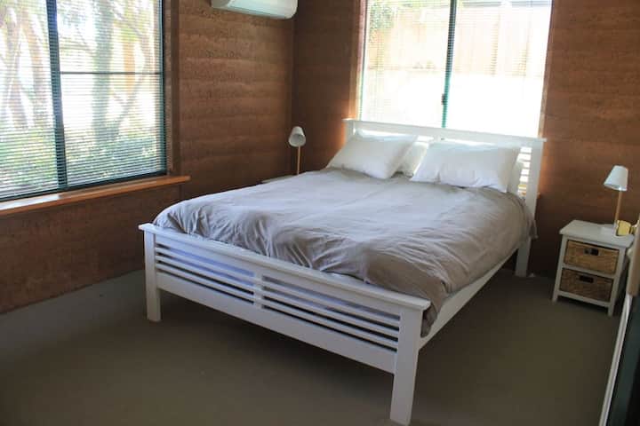 საძინებელი #1
