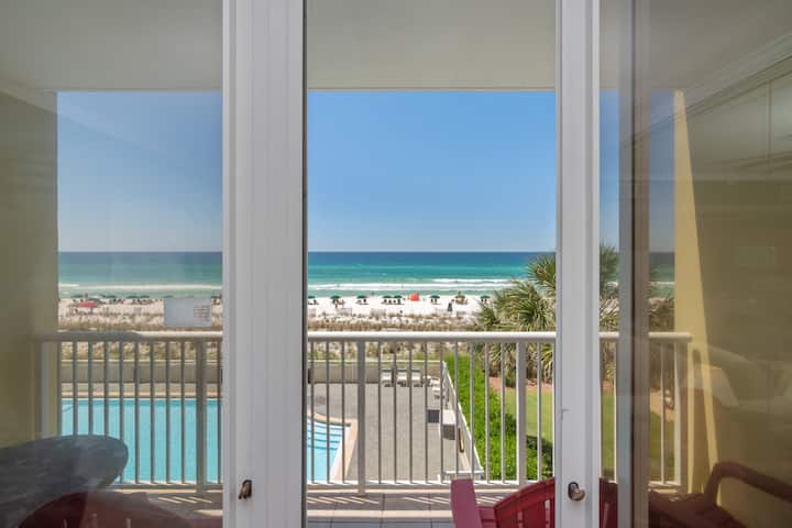 Waters Edge Retreat, Direct Beachfront, Sleeps 6 - Fort Walton Beach, FL