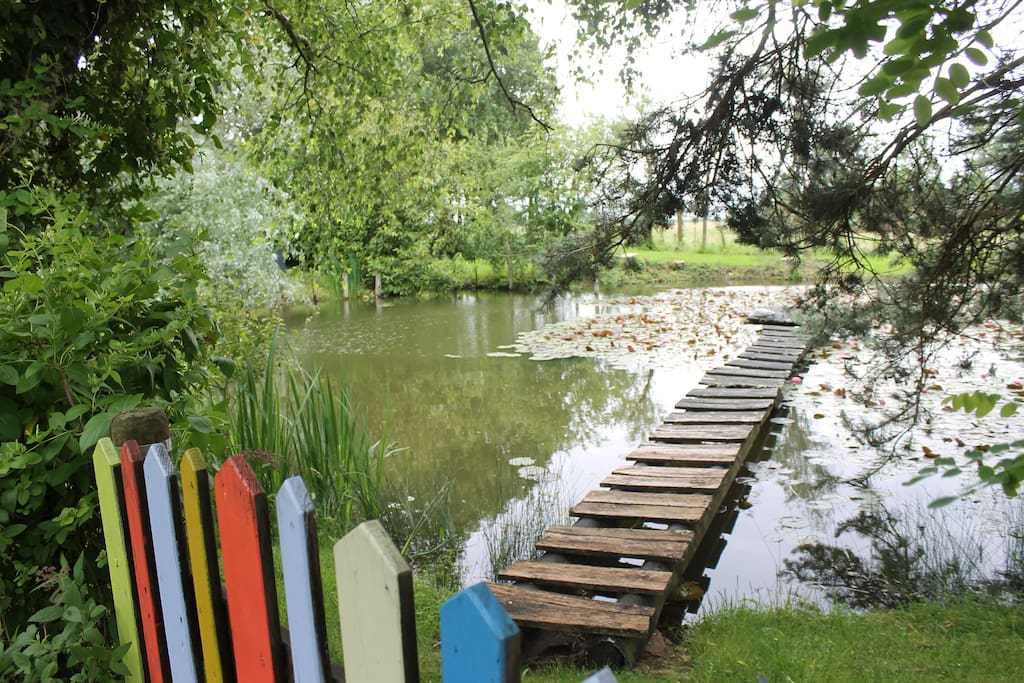 accès du ponton de la marre.