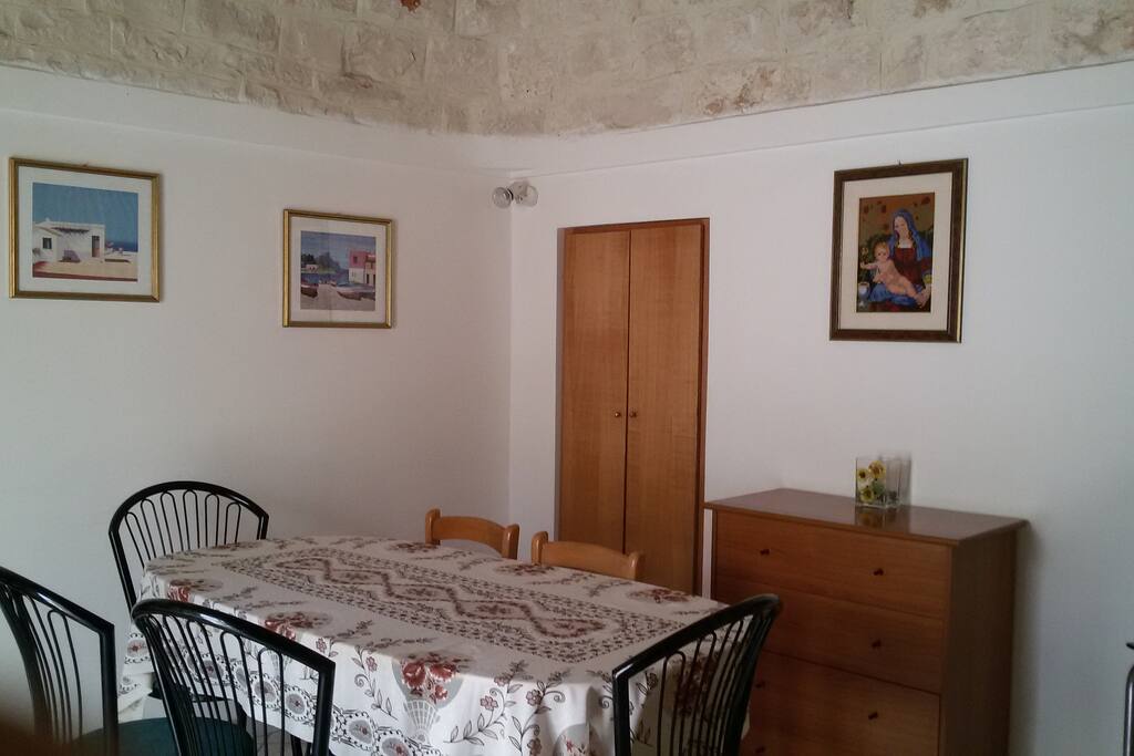 Ingresso/Salotto nel trullo