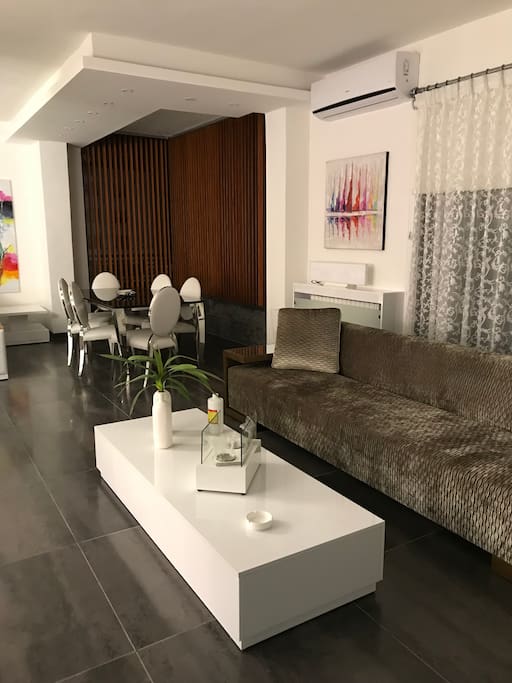Sitting room + dining room