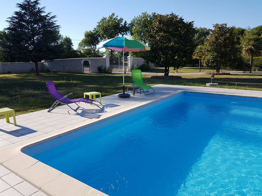 Piscine 17m de long sur 7 mode large