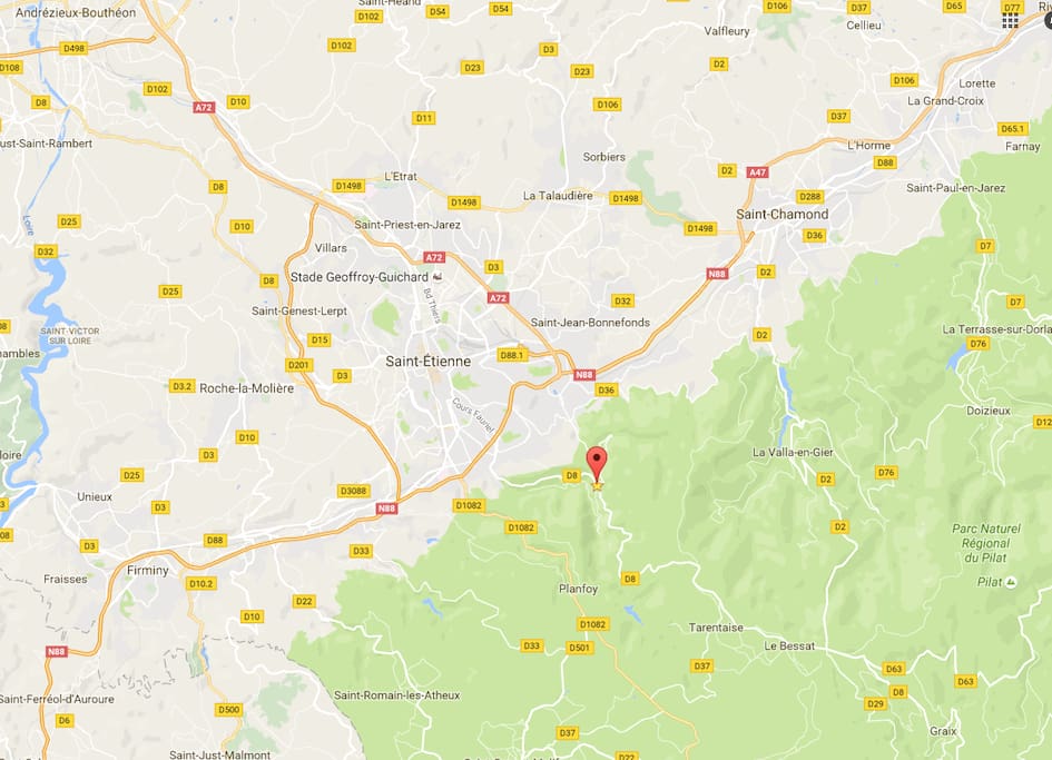 Village de Rochetaillée, à 5min en voiture de St Etienne dans le Parc Régional du Pilat