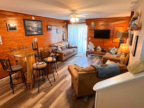Chincoteague Island Home - 