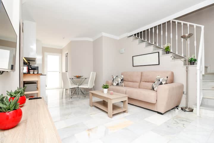 Stylish Townhouse - Great Resort Facilities - Marbella