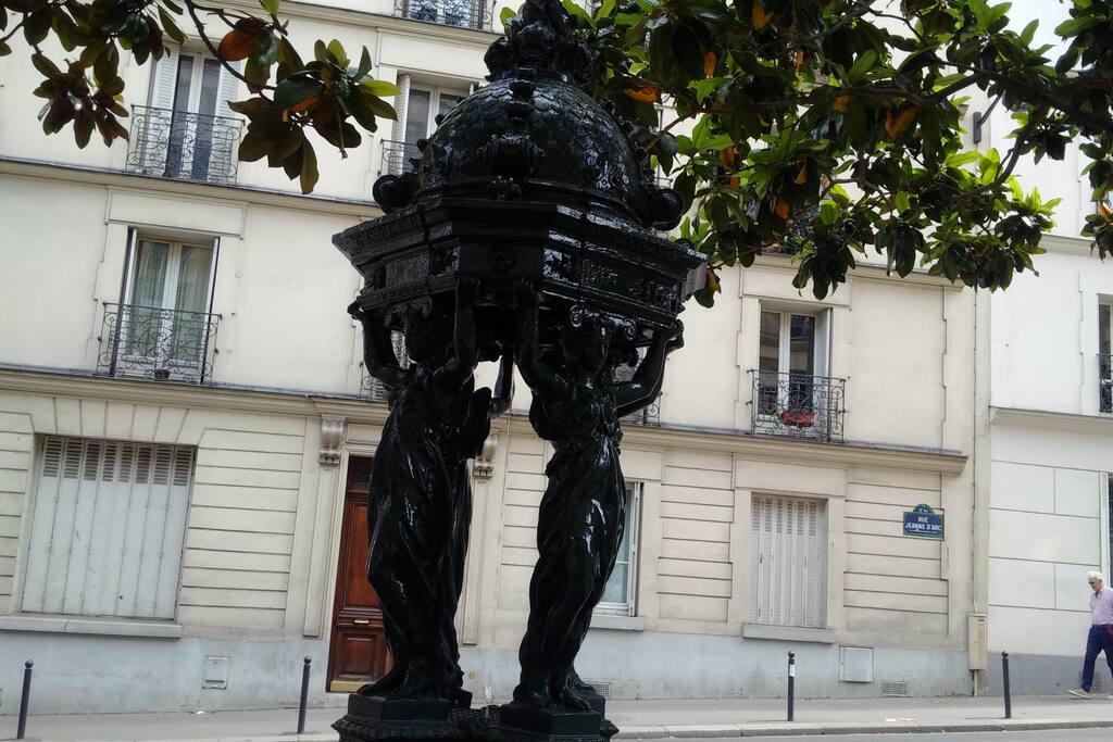 Fontaine de l'Eau de Paris