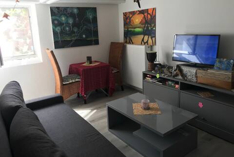 Near Munich nice Apartment in t.House-own Entrance