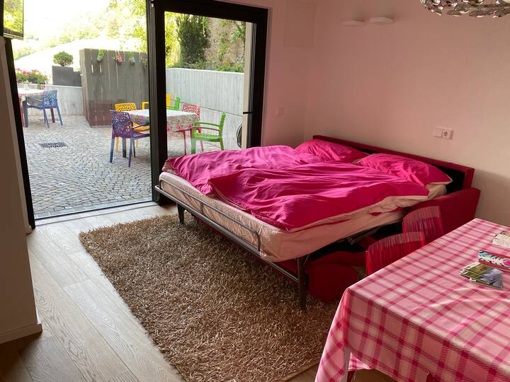 Kitanda kikubwa na cha starehe sana cha sofa