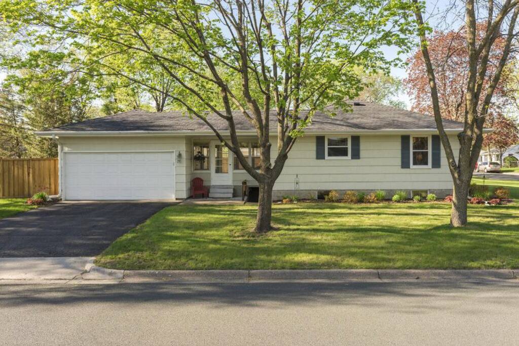 2 Car Garage