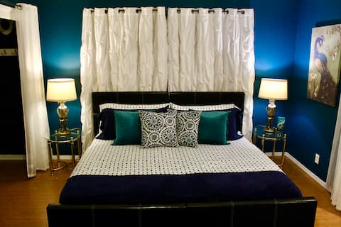 The Bonnie, a Bed and Bay Inn (31 days min)