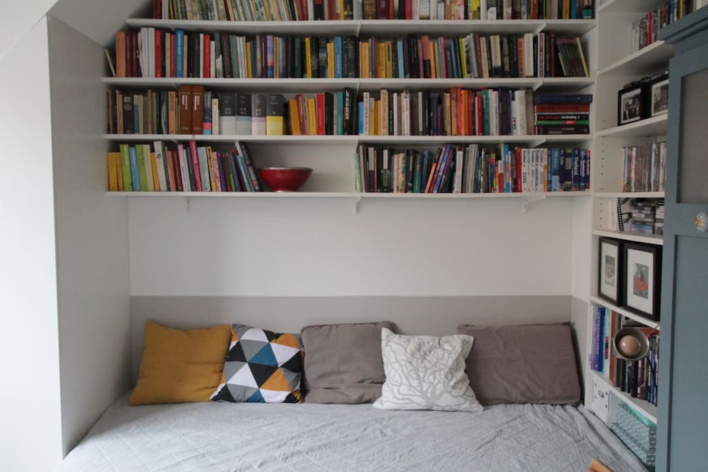 comfy queenside bed with new mattress