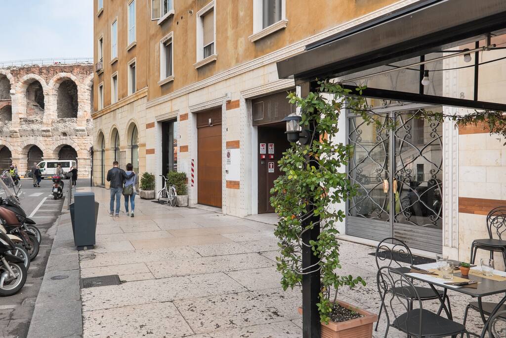 Ingresso dell'edificio