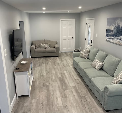 Home in Somers Point: Perfect Central Location