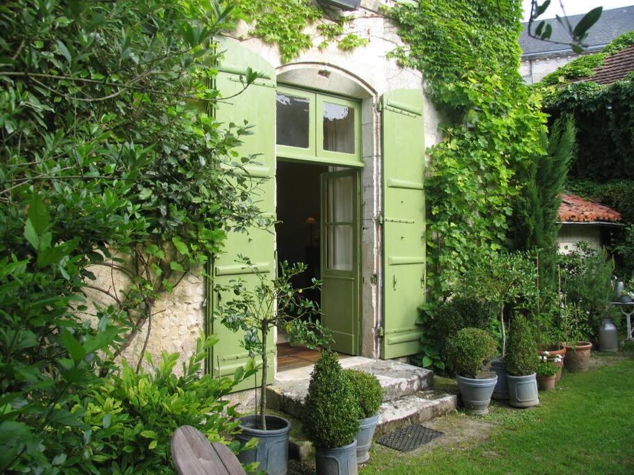 Porte sàm et jardin