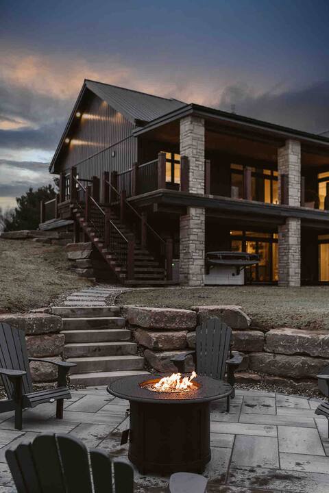 The Fairway Chalet• Luxurious Airbnb