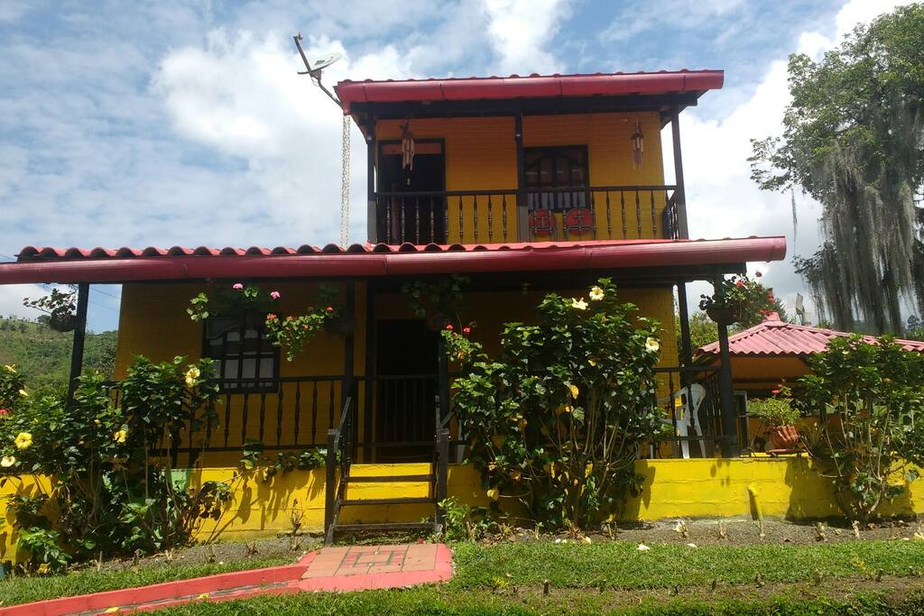 Acogedora casa campestre