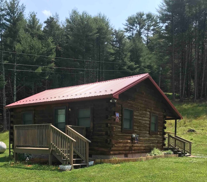 69 Hill and Valley Drive Marlinton WV 24954 Cabins for Rent in