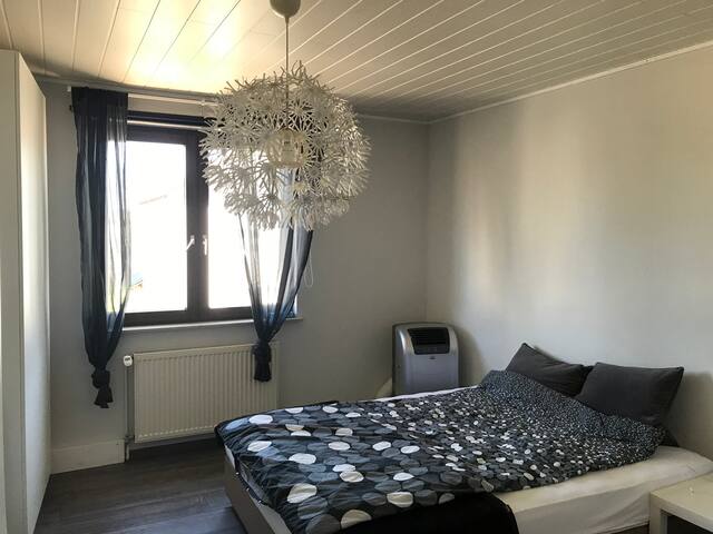 Guest room with sun terrace in Reilingen