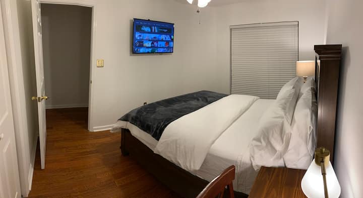 غرفة النوم الثانية - المستوى الرئيسي 