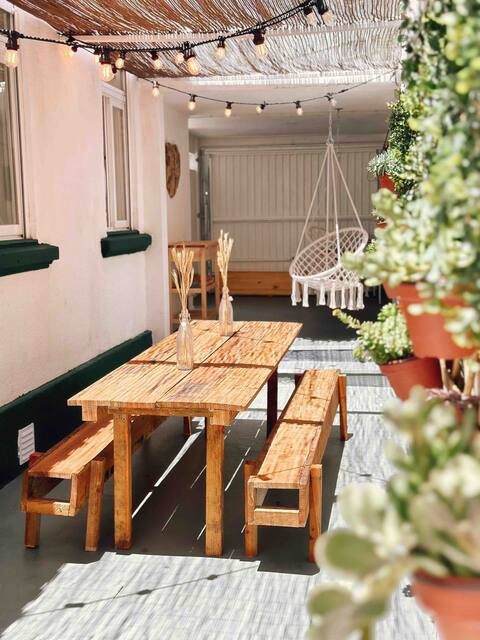 Surf Villa 5 min Walk from Beach
