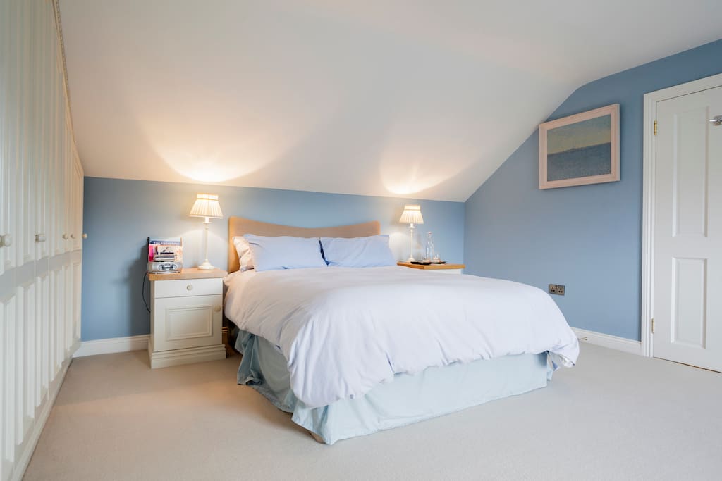 Large kingsize bed
