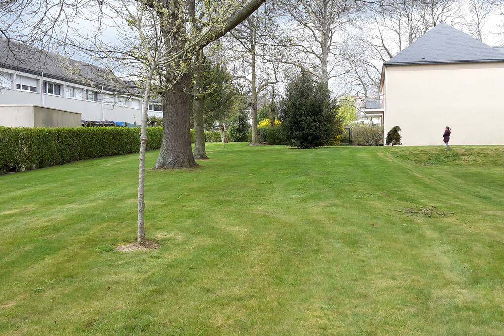 Parc privé de la résidence