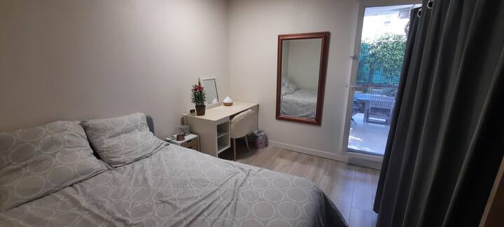 Dhoma e dytë e gjumit, krevat 140x190