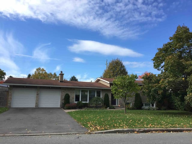 Ottawa Single Family Executive Home