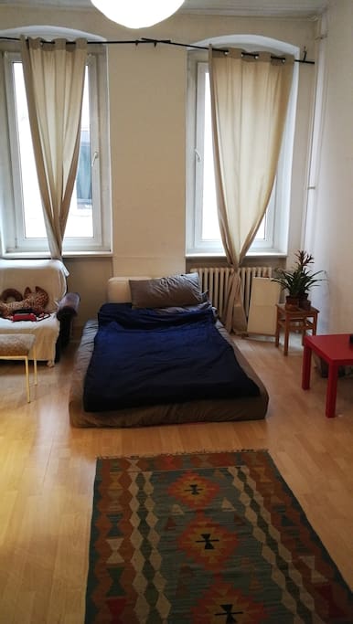 Bed room