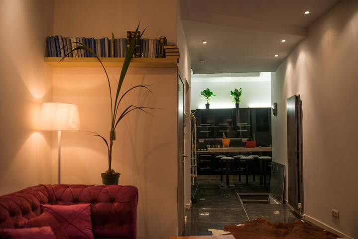 Full 4 Floors House In The Center gallery image 5