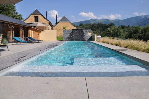 Isolated villa in French Mountain with heated pool