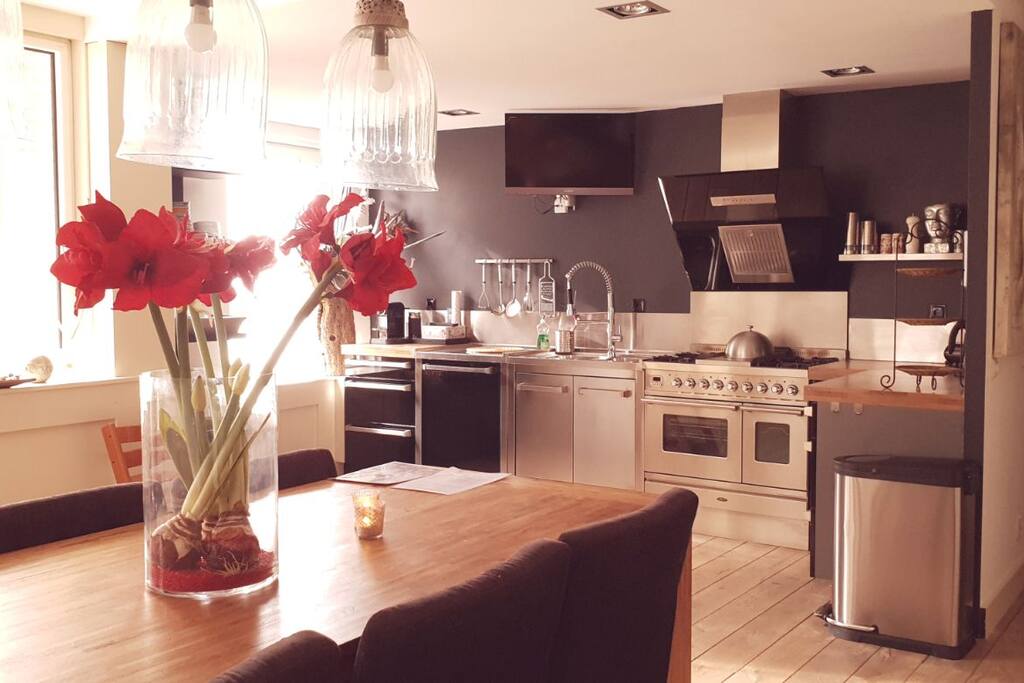 Spacious kitchen