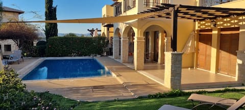 Aphrodite Hills Villa with Private pool