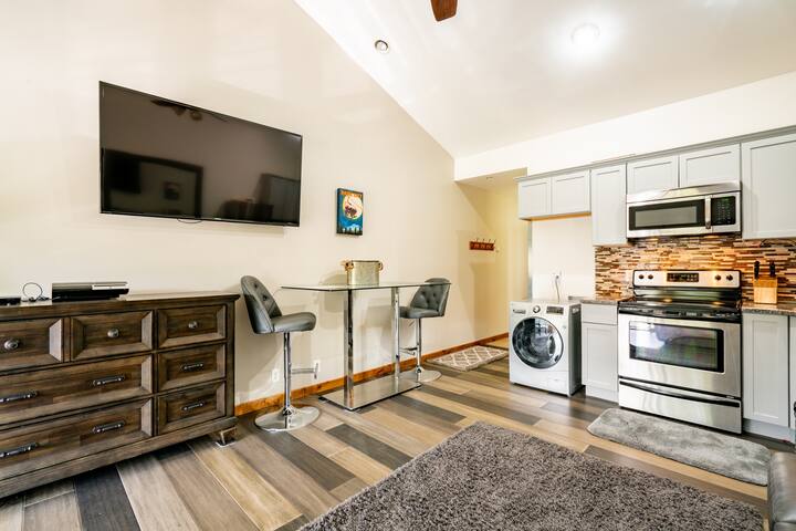 Newly remodeled studio!