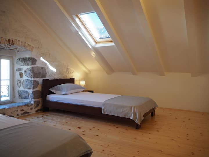 Spavaća soba u potkrovlju