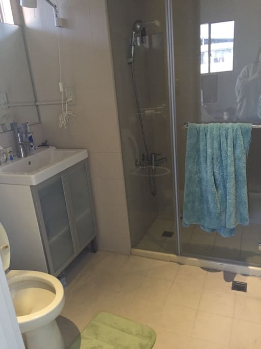 bathroom, new and clean