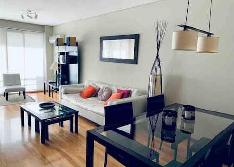 Airbnb con mejor rendimiento: Premium Apart with parking -Obelisco /Teatro Colon en Retiro