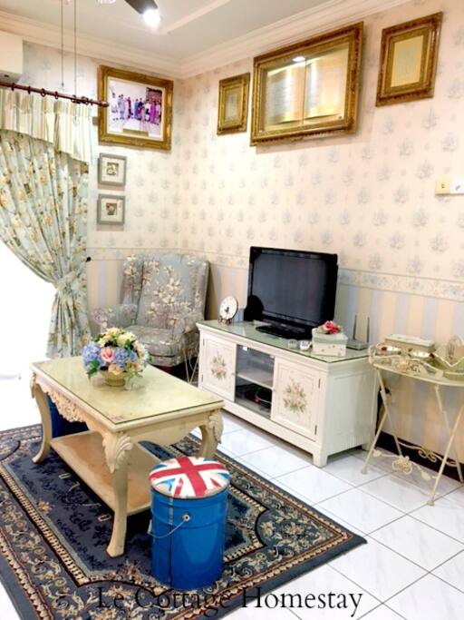 Living Hall (TV, Astro, Wifi)