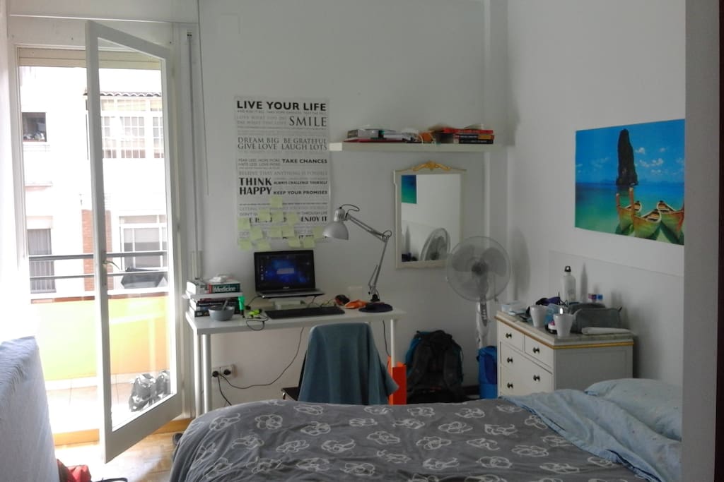 This is the room, viewed from the corridor :) Double bed and small balcony... Very bright ;D