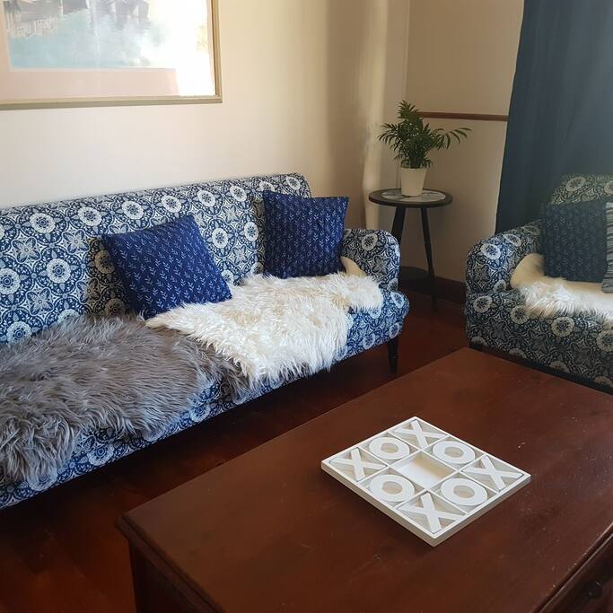 Click clack new country lounges