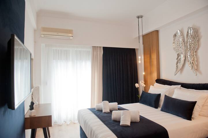 Acropolis Museum View Deluxe Apartment gallery image 4